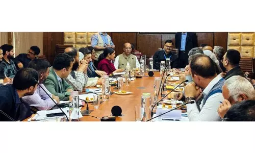 जावेद राणा ने Kashmir में जलापूर्ति योजनाओं की समीक्षा की जावेद राणा ने Kashmir में जलापूर्ति योजनाओं की समीक्षा की