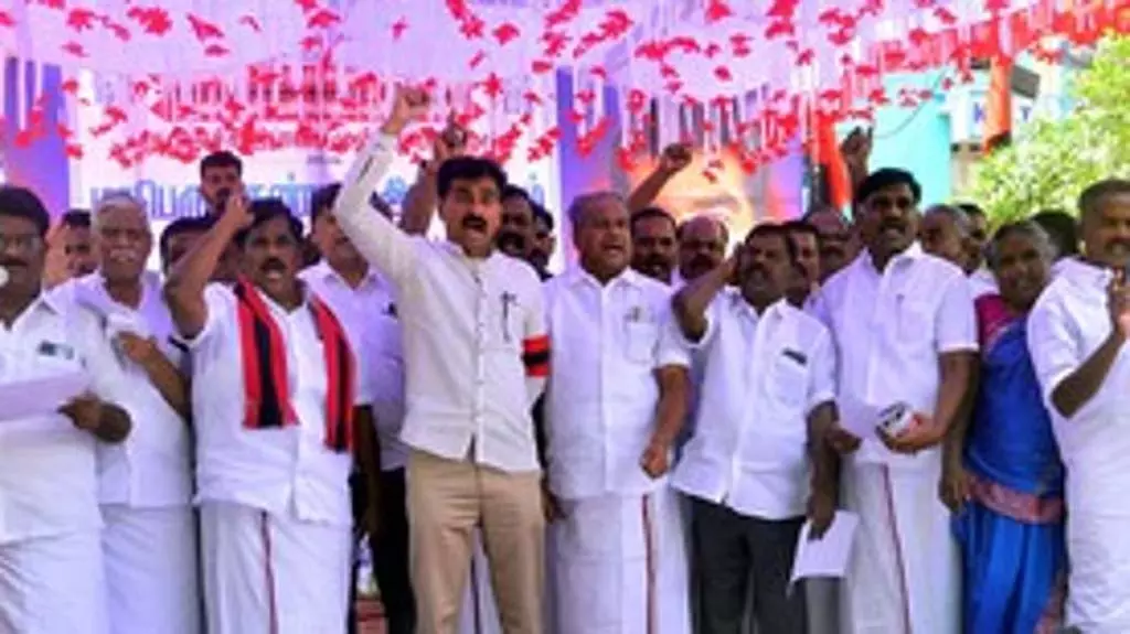 हमें सांप्रदायिक ताकतों का खात्मा करना होगा! -Durai Vaiko हमें सांप्रदायिक ताकतों का खात्मा करना होगा! -Durai Vaiko