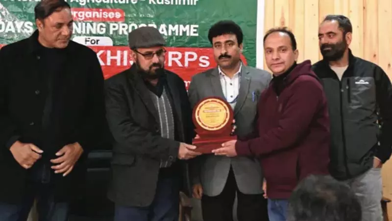 गुरेज में प्राकृतिक खेती पर प्रशिक्षण कार्यक्रम संपन्न गुरेज में प्राकृतिक खेती पर प्रशिक्षण कार्यक्रम संपन्न
