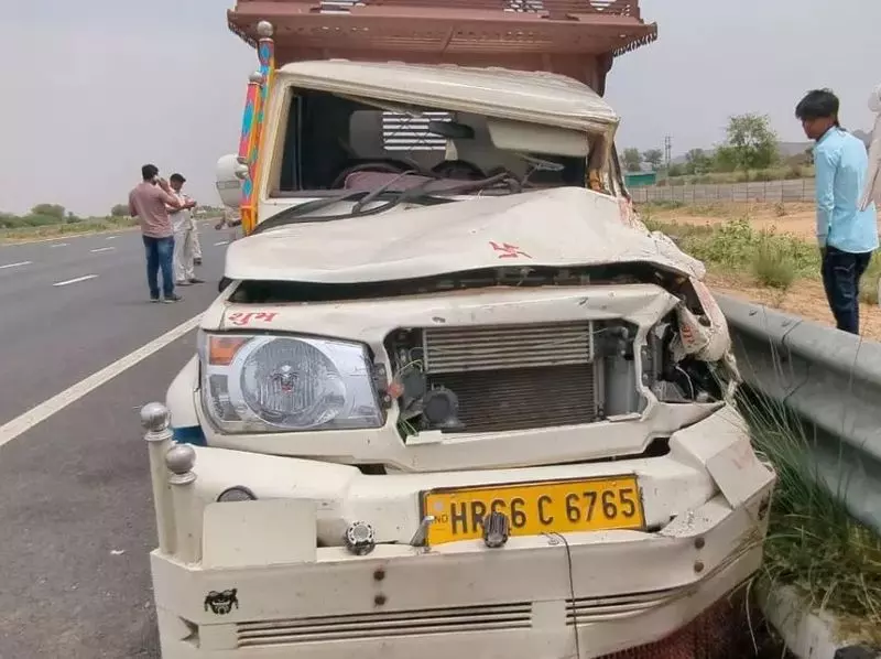 Haryana : नूह में दो दुर्घटनाओं में 7 महिलाओं सहित 9 लोगों की मौत Haryana : नूह में दो दुर्घटनाओं में 7 महिलाओं सहित 9 लोगों की मौत
