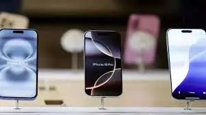 एप्पल 2026 तक iPhone असेंबली लाइन चीन से भारत ले जाएगा एप्पल 2026 तक iPhone असेंबली लाइन चीन से भारत ले जाएगा