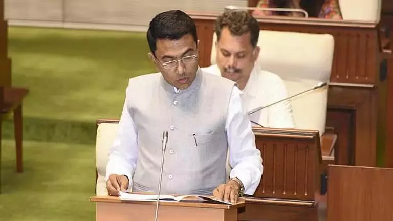 GOA: अधिकारियों को अवैध, अनियमित निर्माणों के लिए अध्यादेश बनाने के निर्देश दिए GOA: अधिकारियों को अवैध, अनियमित निर्माणों के लिए अध्यादेश बनाने के निर्देश दिए