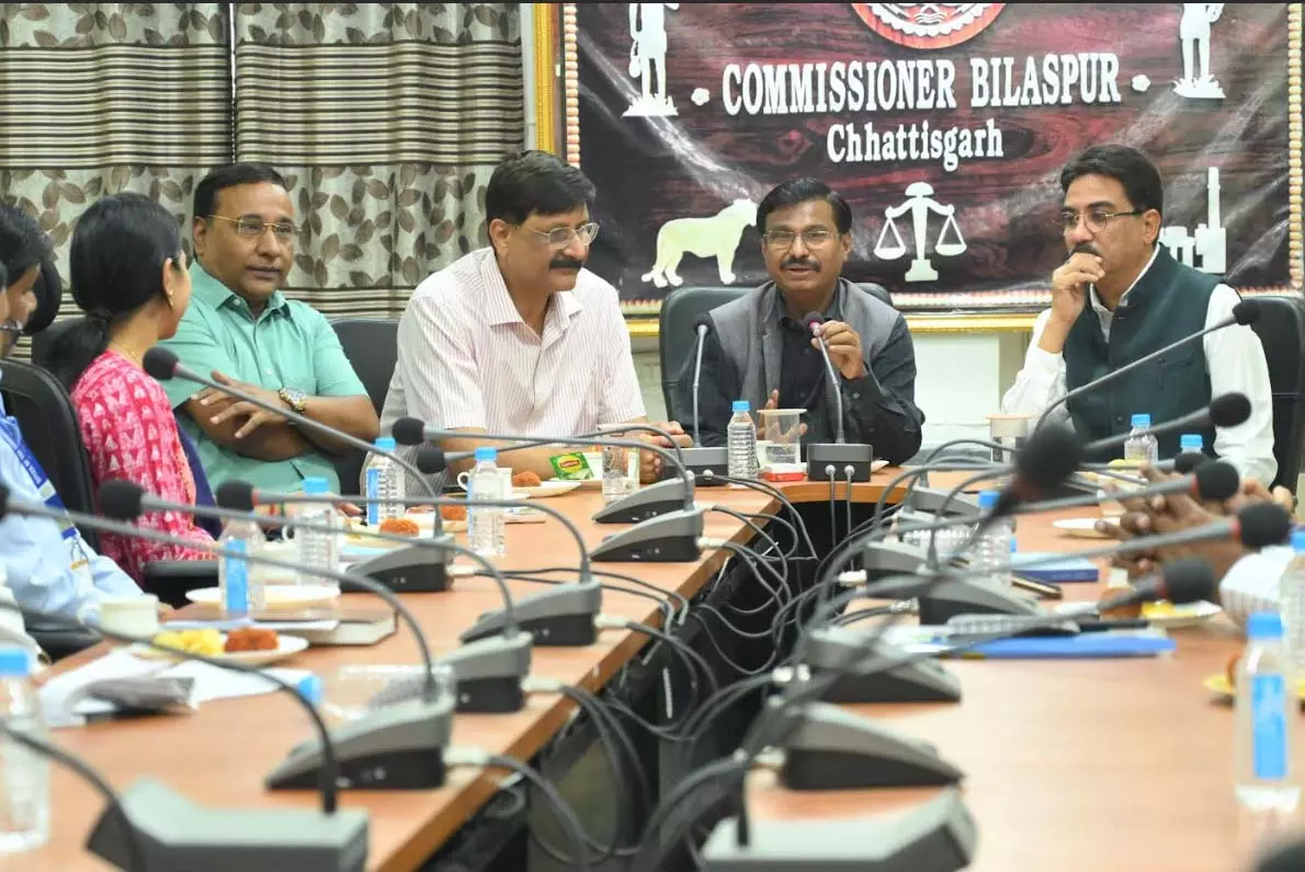 बिलासपुर संभागायुक्त सुनील जैन ने किया कार्यभार ग्रहण बिलासपुर संभागायुक्त सुनील जैन ने किया कार्यभार ग्रहण