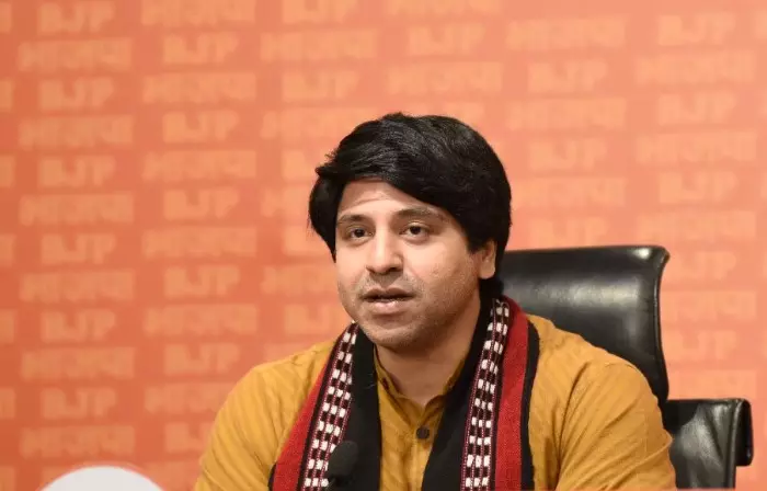 वे पाकिस्तान को क्लीन चिट देना चाहते हैं: BJP ने कांग्रेस पर निशाना साधा वे पाकिस्तान को क्लीन चिट देना चाहते हैं: BJP ने कांग्रेस पर निशाना साधा