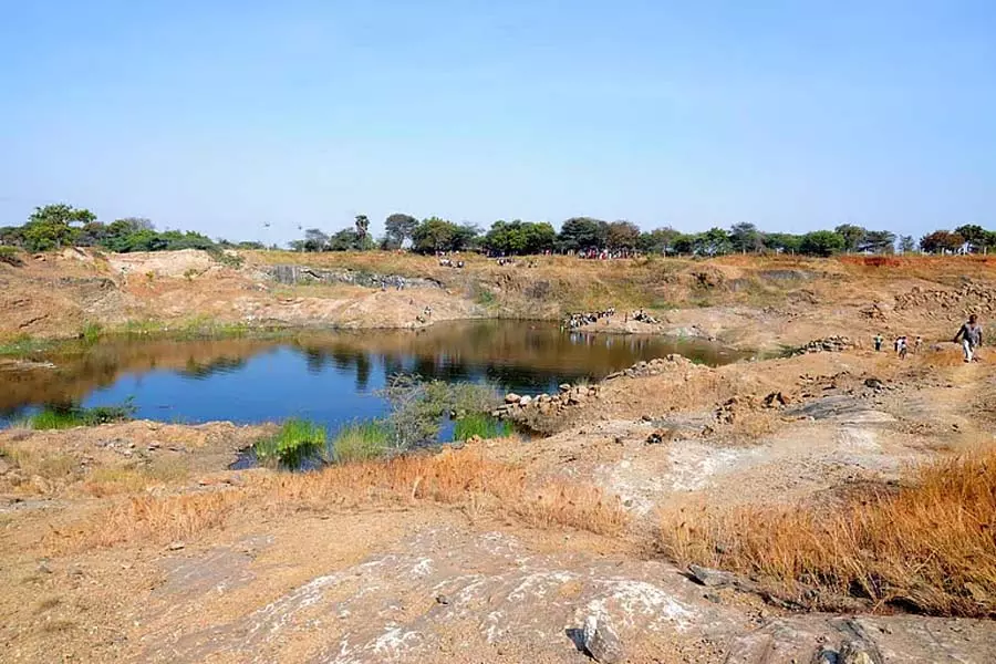 डूबने से मौतें: तिरुपुर में 18 परित्यक्त खदानों को बाड़ लगाने की पहल डूबने से मौतें: तिरुपुर में 18 परित्यक्त खदानों को बाड़ लगाने की पहल