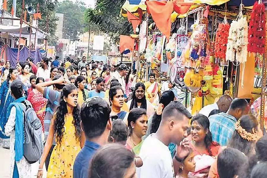 हिंदू कार्यकर्ता चाहते हैं कि मुस्लिम विक्रेता गदग मेले से बाहर रहें हिंदू कार्यकर्ता चाहते हैं कि मुस्लिम विक्रेता गदग मेले से बाहर रहें