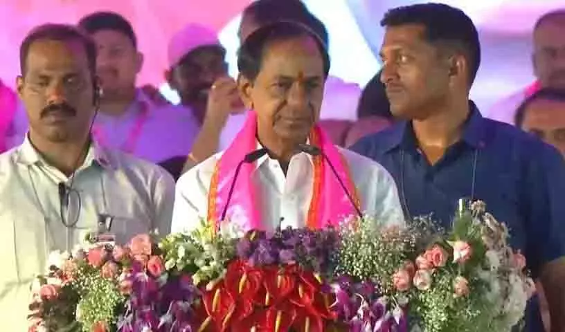 KCR ने पहलगाम पीड़ितों को श्रद्धांजलि के साथ रजत जयंती बैठक शुरू की KCR ने पहलगाम पीड़ितों को श्रद्धांजलि के साथ रजत जयंती बैठक शुरू की