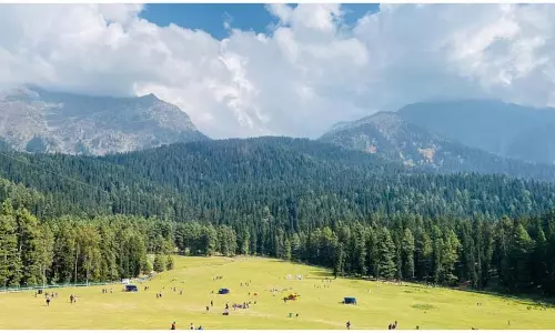 पहलगाम आतंकी हमले पर कांग्रेस नेता का विवादित बयान, आज भी विभाजन के दर्द के साथ जी रहा भारत पहलगाम आतंकी हमले पर कांग्रेस नेता का विवादित बयान, आज भी विभाजन के दर्द के साथ जी रहा भारत