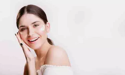 Skin Care Tips: चेहरे पर जमे सालों पुराने दाग-धब्बे को गायब कर सकते हैं ये नुस्खे, एक बार ट्राई करके देख लें Skin Care Tips: चेहरे पर जमे सालों पुराने दाग-धब्बे को गायब कर सकते हैं ये नुस्खे, एक बार ट्राई करके देख लें