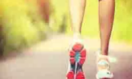 Health: सुबह इतने कदम चलने से दिल हमेशा रहेगा स्वस्थ, मोटापा भी रहेगा कंट्रोल Health: सुबह इतने कदम चलने से दिल हमेशा रहेगा स्वस्थ, मोटापा भी रहेगा कंट्रोल