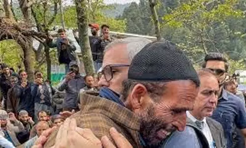 Pahalgam हमले पर सांप्रदायिक रंग देने वालों को आदिल का बलिदान याद रखें: CM Omar