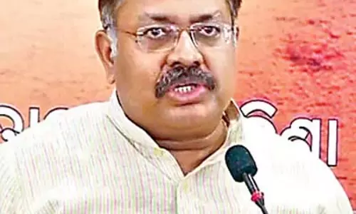 12 पाकिस्तानी नागरिकों को नोटिस जारी