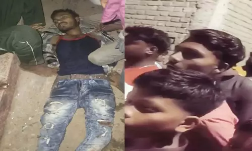 खाने बैठे थे मेहमान, पिकअप ने रौंदा