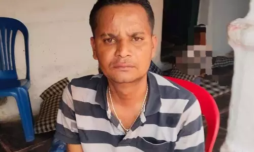 हॉस्पिटल से भागे मरीज को बच्चा चोर समझ रहे थे कॉलोनीवासी, जांच में चेक पोस्ट का कर्मचारी निकला