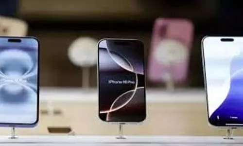 एप्पल 2026 तक iPhone असेंबली लाइन चीन से भारत ले जाएगा एप्पल 2026 तक iPhone असेंबली लाइन चीन से भारत ले जाएगा
