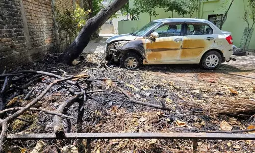 Gurugram में आग लगने की लगातार घटनाओं से खराब कचरा प्रबंधन पर चिंता बढ़ी Gurugram में आग लगने की लगातार घटनाओं से खराब कचरा प्रबंधन पर चिंता बढ़ी