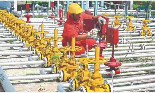 ONGC को तमिलनाडु के गहरे समुद्री ब्लॉकों से तेल और गैस निकालने की मंजूरी मिली