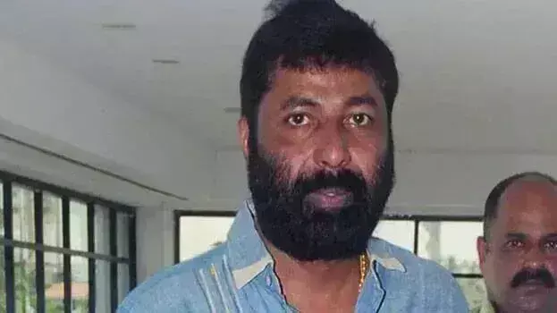Kochi: शाइन टॉम चाको को पुलिस ने क्यों किया छोड़? अभिनेता दंपत्ति से जुड़े हैं चौंकाने वाले राज