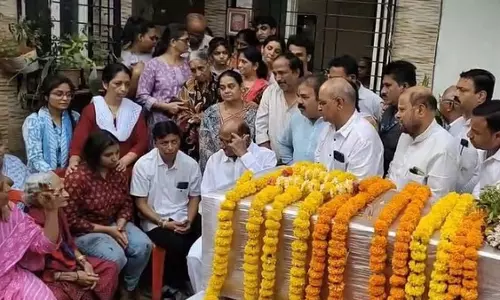 पहलगाम आतंकी हमले के बाद सुप्रिया सुले ने असावरी जगदाले के लिए वीरता पुरस्कार और सरकारी नौकरी की मांग की पहलगाम आतंकी हमले के बाद सुप्रिया सुले ने असावरी जगदाले के लिए वीरता पुरस्कार और सरकारी नौकरी की मांग की