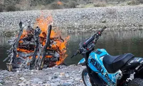 Himachal: एक बाइक सवार के अंतिम क्षितिज पर पहरा देती