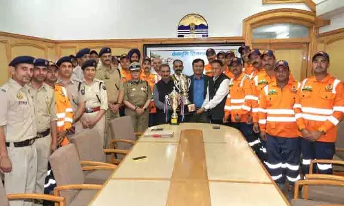 CM सुखू ने गृह विभाग को SDRF  के साथ मिलकर डॉग स्क्वॉड गठित करने को कहा