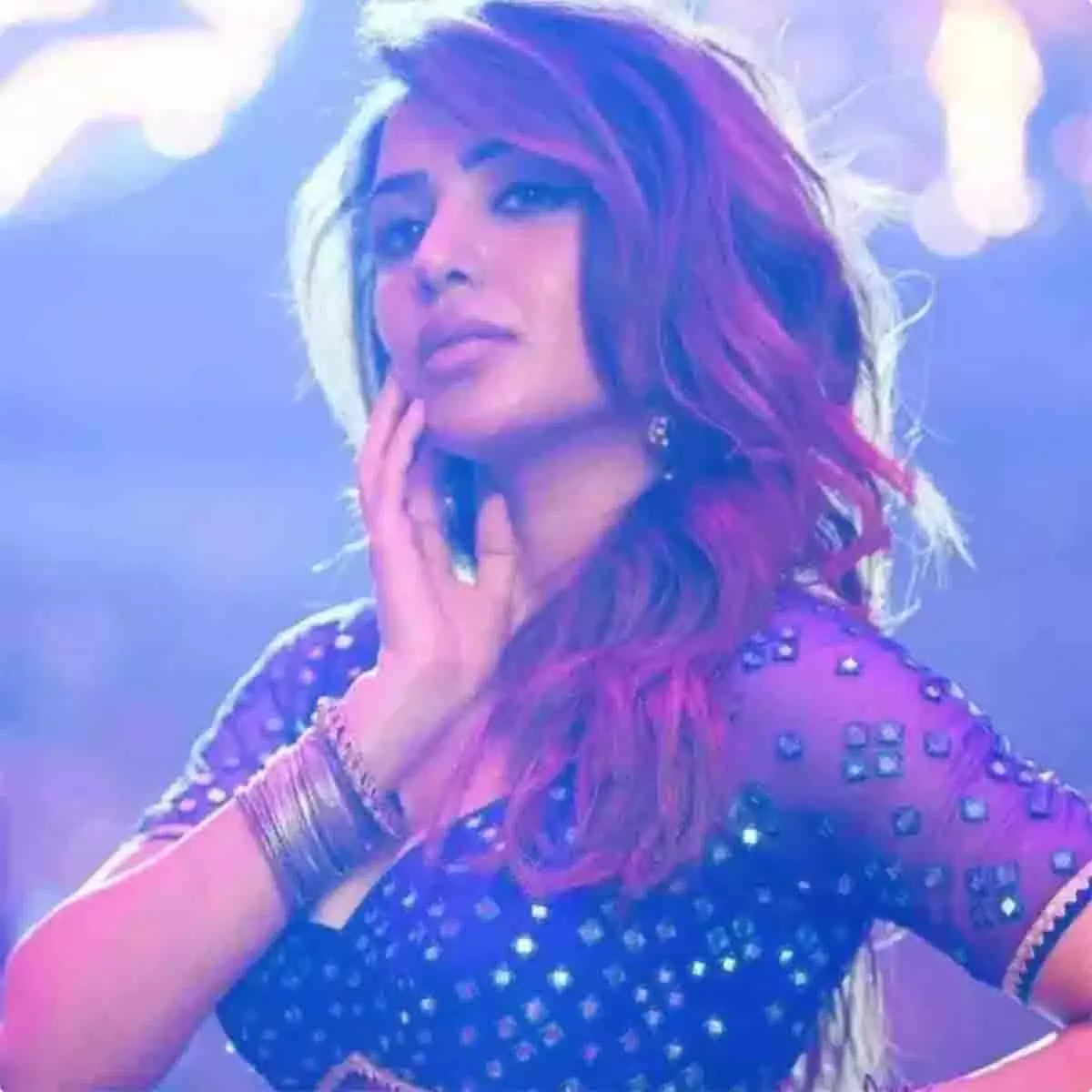 Samantha:द फैमिली मैन फेम सामंथा की 7 सबसे ज्यादा कमाई करने वाली फिल्में, करियर में लकी रहा ये एक्टर Samantha:द फैमिली मैन फेम सामंथा की 7 सबसे ज्यादा कमाई करने वाली फिल्में, करियर में लकी रहा ये एक्टर