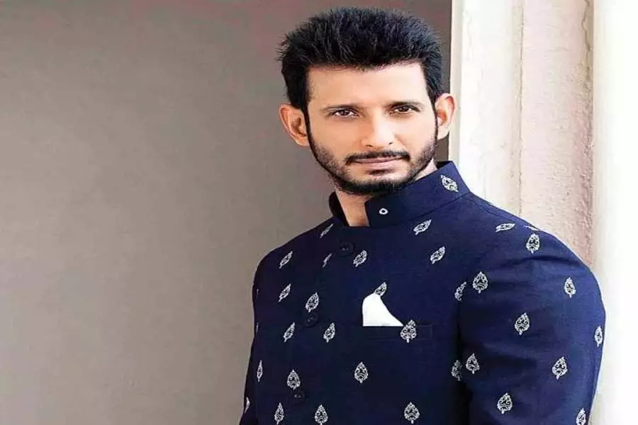 Sharman Joshi : स्टेज से सिल्वर स्क्रीन तक की अनकही कहानियाँ Sharman Joshi : स्टेज से सिल्वर स्क्रीन तक की अनकही कहानियाँ