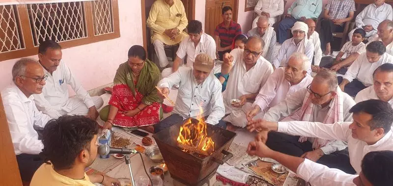Haryana : स्थानीय कार्यकर्ताओं ने भिवानी में आतंकवाद के पीड़ितों को श्रद्धांजलि अर्पित की Haryana : स्थानीय कार्यकर्ताओं ने भिवानी में आतंकवाद के पीड़ितों को श्रद्धांजलि अर्पित की