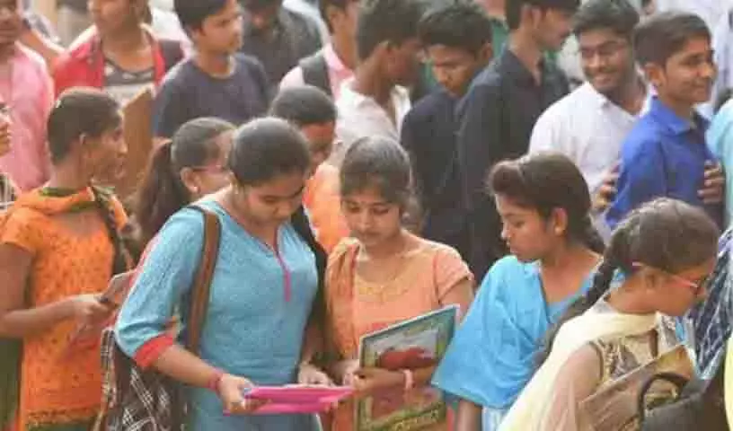 SSC छात्रों को अंक और ग्रेड दोनों मिलेंगे SSC छात्रों को अंक और ग्रेड दोनों मिलेंगे