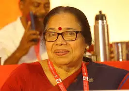 CPM ने पीके श्रीमति पर प्रतिबंध को उचित ठहराने का भरसक प्रयास किया CPM ने पीके श्रीमति पर प्रतिबंध को उचित ठहराने का भरसक प्रयास किया