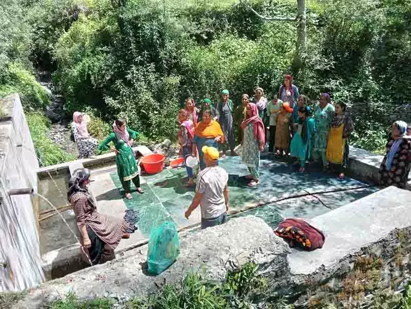 Chamba district में स्वच्छता और जल संरक्षण के लिए 6 दिवसीय अभियान Chamba district में स्वच्छता और जल संरक्षण के लिए 6 दिवसीय अभियान