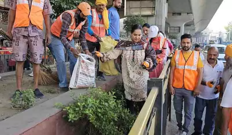MLAs ने शुरू किया सफाई अभियान MLAs ने शुरू किया सफाई अभियान