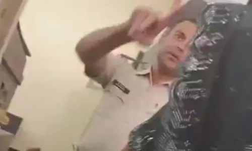 पुलिस अधिकारी ने 30 हजार रिश्वत मांगी, लापता लड़की की मां का आरोप