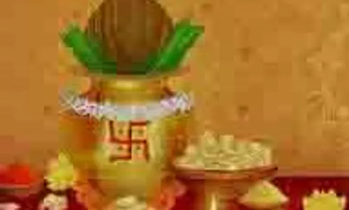 Akshaya Tritiya 2025:  अक्षय तृतीया के दिन इस विधि से करें पूजा, मां लक्ष्मी बरसाएंगी कृपा