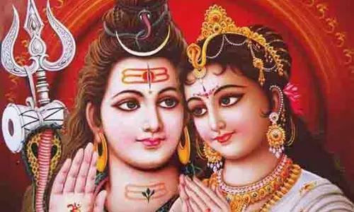 Somwar Ke Upay: भगवान शिव करेंगे आपके सारे कष्ट दूर, बस सोमवार को करें ये खास काम