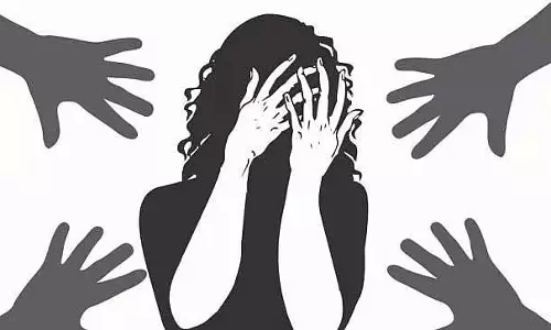 Mumbai : स्कूल यौन उत्पीड़न मामले में अभिभावकों ने पुलिस पर मिलीभगत और सबूत दबाने का आरोप लगाया
