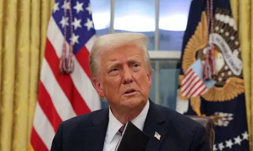 Trump पहले 100 दिन: अमेरिका फर्स्ट राष्ट्रपति ने विश्व व्यवस्था को उलट दिया Trump पहले 100 दिन: अमेरिका फर्स्ट राष्ट्रपति ने विश्व व्यवस्था को उलट दिया