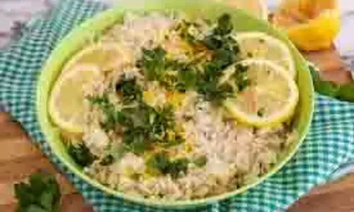 Greek Lemon Rice: जानिए कैसे बनाएं ग्रीक लेमन राइस