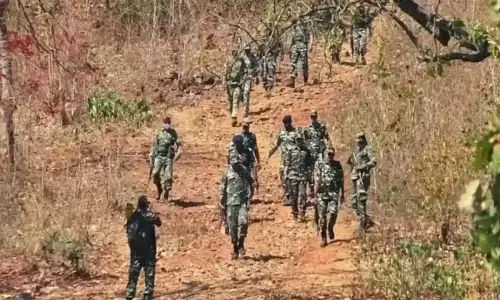 Telangana: माओवादियों के कर्रेगुटालु छापे से भागने के बाद पुलिस ने नदी पर निगरानी बढ़ा दी