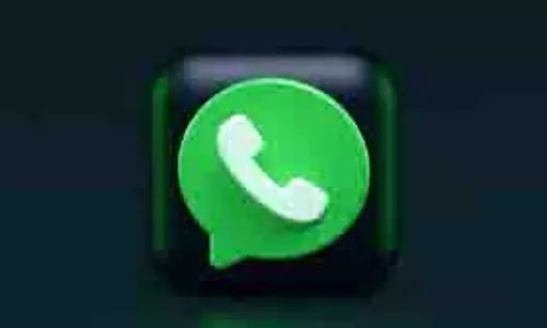 WhatsApp: अब स्टिकर्स से किसी भी मैसेज पर कर सकेंगे रिएक्ट, चैटिंग होगी मजेदार