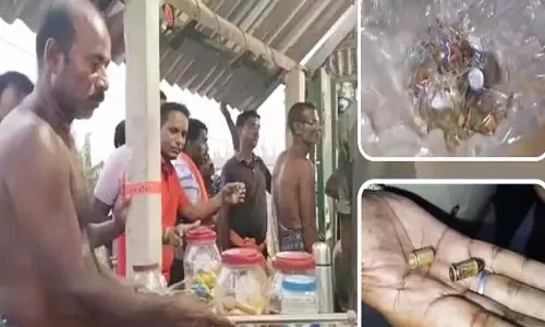 भद्रक में 2 रुपये के विवाद में दुकानदार और बेटे को गोली मारी गई