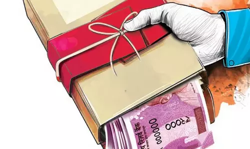 CBI ने एमसीडी इंस्पेक्टर को 10,000 रुपये की रिश्वत लेते गिरफ्तार किया CBI ने एमसीडी इंस्पेक्टर को 10,000 रुपये की रिश्वत लेते गिरफ्तार किया