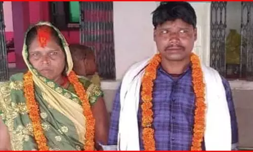 दादी पोते की लव स्टोरी ने सबको चौंका दिया, अचानक घर से गायब दादी पोते की लव स्टोरी ने सबको चौंका दिया, अचानक घर से गायब
