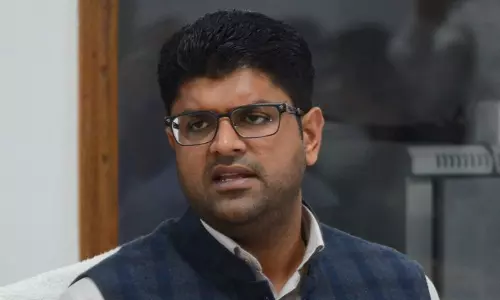 Haryana : दुष्यंत ने खरीद के खराब संचालन को लेकर सैनी सरकार की आलोचना की