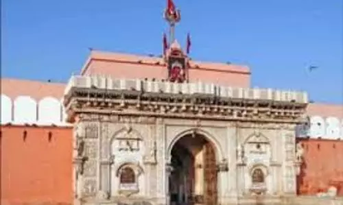 Karni Mata Temple: श्राप की रहस्यमयी कथा और मंदिर का रहस्य