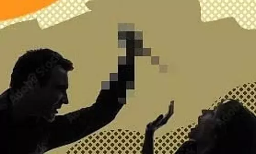 लिंगसुगुर में ऑनर किलिंग: पिता ने बेटी की हत्या कर नदी में फेंका लिंगसुगुर में ऑनर किलिंग: पिता ने बेटी की हत्या कर नदी में फेंका