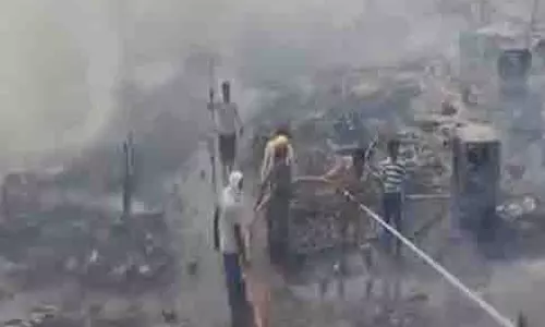 Madiyanv में भीषण आग, अग्निशमन अभियान जारी