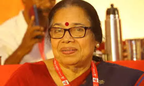 CPM ने पीके श्रीमति पर प्रतिबंध को उचित ठहराने का भरसक प्रयास किया CPM ने पीके श्रीमति पर प्रतिबंध को उचित ठहराने का भरसक प्रयास किया
