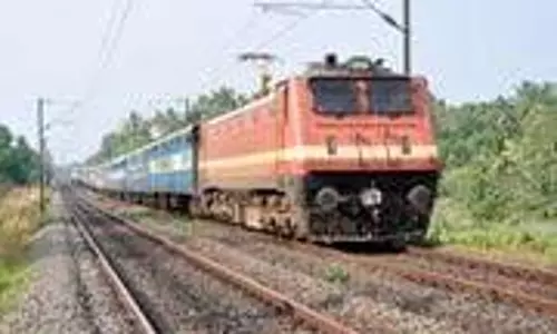 Express का प्रस्थान 2 घंटे से अधिक समय के लिए पुनर्निर्धारित किया गया