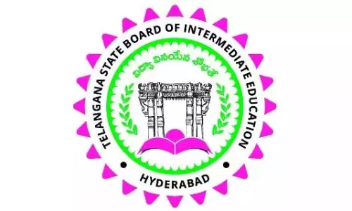 Telangana: सरकार के आदेश के बाद इंटर बोर्ड ने पाठ्यक्रम संशोधन को टाला